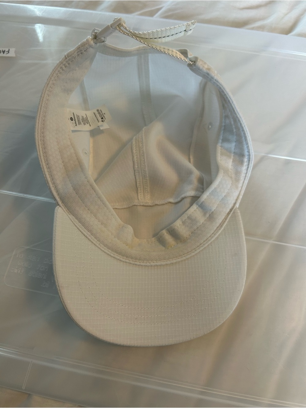 lululemon athletica White Performance Running Cap - Picture 5 of 6